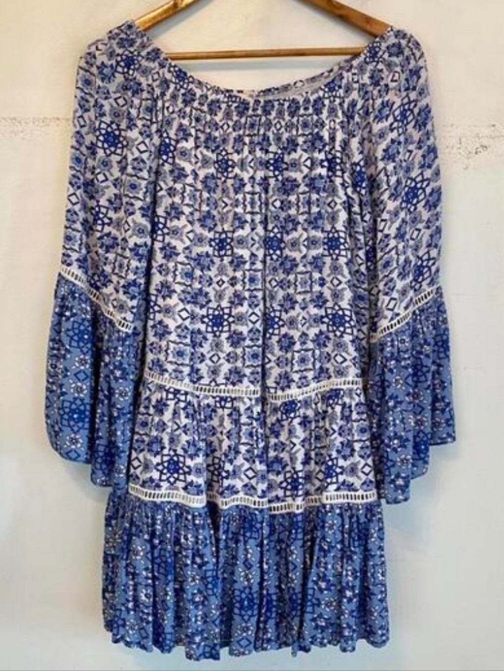 MISS JUNE Paris blue and white pattern off the shoulder mini dress sz L